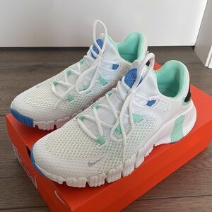 W NIKE Free Metcon 4 (Size 8.5 US W)